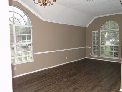 6913 Riverchase Trail, Denton, TX 76210 - photo 7