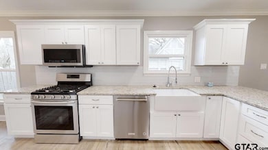 921 Troup Hwy, Tyler, TX 75701 - photo 7