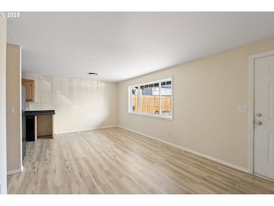 351 40th St, Springfield, OR 97478 - photo 4