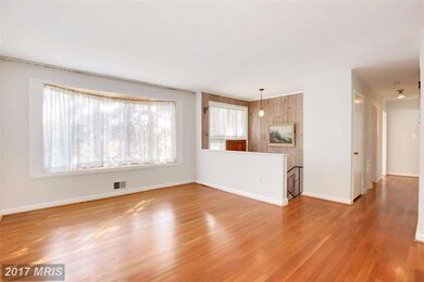 3611 Sandy Ct, Kensington, MD 20895 - photo 5