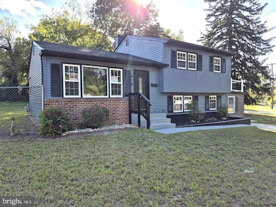 814 Aston Martin Dr, Lindenwold, NJ 08021 - photo 6