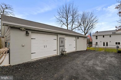 27 W 11th St, Front Royal, VA 22630 - photo 5