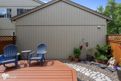 25-Private Patio KJC_4581
