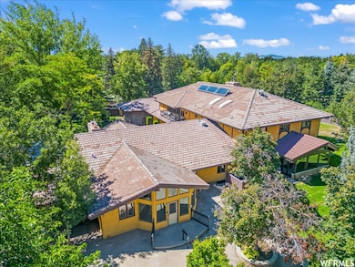 6003 S Oakhill Dr, Holladay, UT 84121 - photo 3