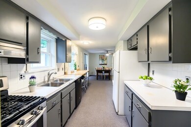 1 Glenmeadow Rd, Andover, MA 01810 - photo 7