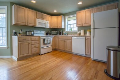 214 North St unit 11, Saco, ME 04072 - photo 5