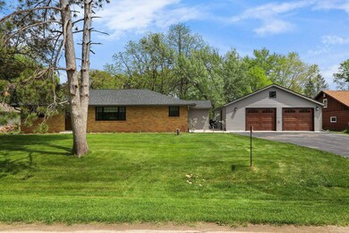 5525 S Baxter Ln, Janesville, WI 53546 - photo 3