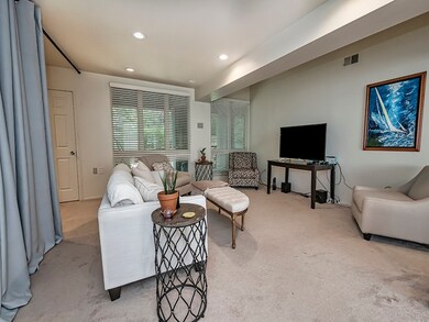 5030 5th Ave unit 102, Pittsburgh, PA 15232 - photo 3