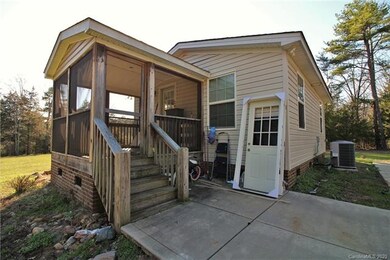 5576 Cypress Rd, Clover, SC 29710 - photo 7