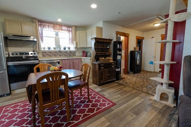 18 State St, Northumberland, NH 03582 - photo 6