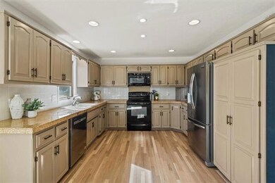 15307 W 94th Terrace, Lenexa, KS 66219 - photo 5