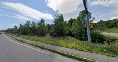 179 Rockingham Rd, Londonderry, NH 03053 - photo 3