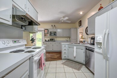 Kitchen1