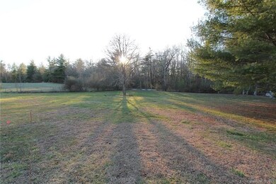 9999 Bolton Ct, Blue Ridge, NC 28792 - photo 2