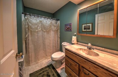 405 Pin Oak Drive 21.jpg