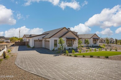 8335 E Regina Cir, Mesa, AZ 85207 - photo 2