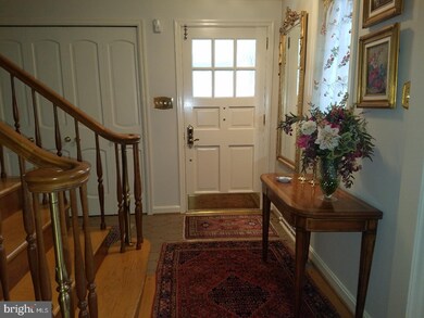 3101 Westview Dr, Reading, PA 19605 - photo 3