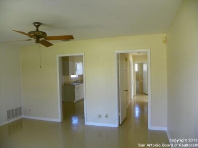 7202 Glendora Ave, San Antonio, TX 78218 - photo 4