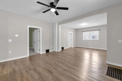 2924 Felix St, Saint Joseph, MO 64501 - photo 5