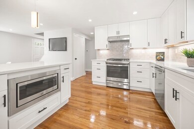 9 Autumn St, West Roxbury, MA 02132 - photo 5