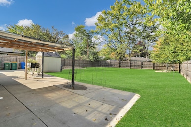 904 Woodland Dr, Wheeling, IL 60090 - photo 7