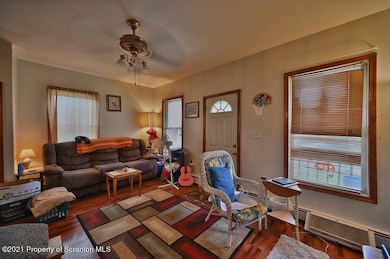 337 Soldiers Ct, Scranton, PA 18504 - photo 5