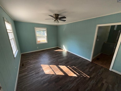 1002 Nandina St, Hartsville, SC 29550 - photo 6