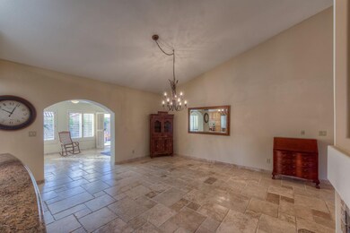 006_Dining Room
