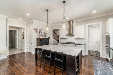 7816 Straits Lane-10