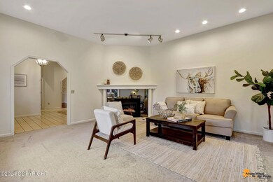 .... and gas fireplace!