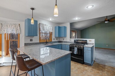 13 Madison St, Concord, NH 03301 - photo 3