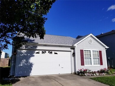 4521 Connaught Dr E, Plainfield, IN 46168 - photo 2