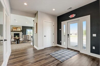 06-Parkway Ridge Circle-006