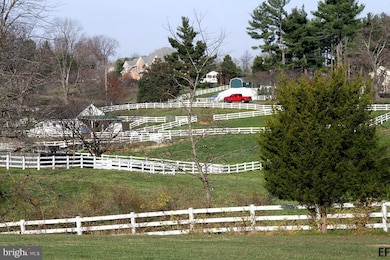 12065 Wetherfield Ln, Potomac, MD 20854 - photo 5