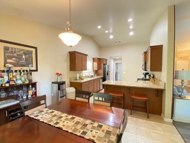 6942 E Fender Ave, Fresno, CA 93727 - photo 7