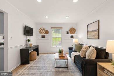 9536 Hallhurst Rd, Nottingham, MD 21236 - photo 2