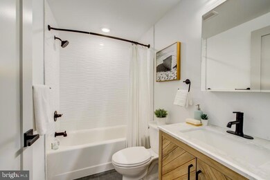 5001 Umbria St unit P610, Philadelphia, PA 19128 - photo 6