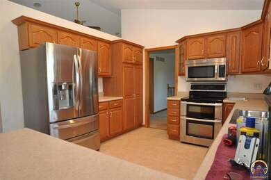 15705 158th Rd, Mayetta, KS 66509 - photo 5