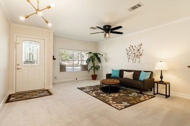 112 S Shirley St, Alvin, TX 77511 - photo 2