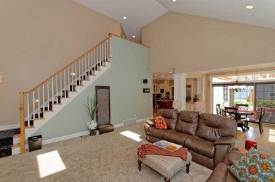 783 Waldens Pond Rd, Albany, NY 12203 - photo 5