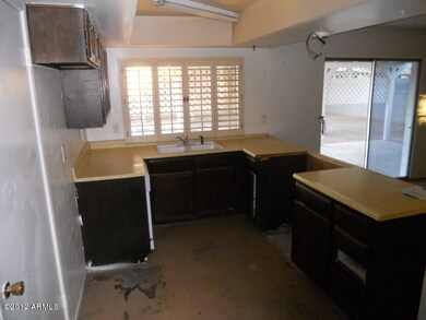 023-319769 kitchen 2