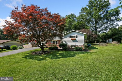 6604 Sunset Dr, Sykesville, MD 21784 - photo 3