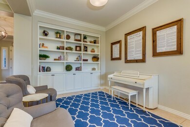 formal dining or living