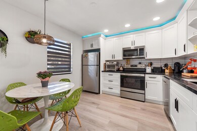 908 Lakeview Cir unit 9008, Royal Palm Beach, FL 33411 - photo 3