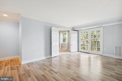 5909 Quantrell Ave unit 203, Alexandria, VA 22312 - photo 2