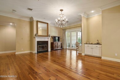 4-web-or-mls-210 Saddlewood Corner-4
