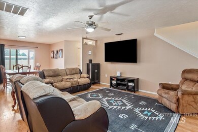 304 Meyer Ave, Nampa, ID 83686 - photo 4