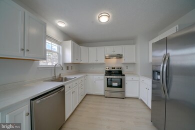 20 Lincoln Ave SW, Glen Burnie, MD 21061 - photo 2