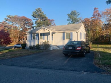 43 Choctaw Dr, Buzzards Bay, MA 02532 - photo 2