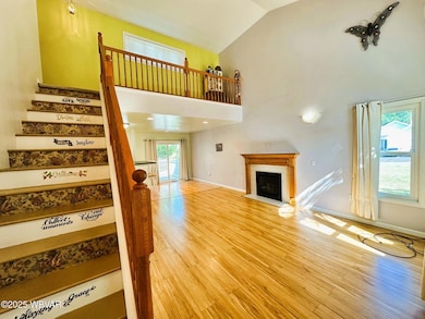 180 Laurel Run Cir, Williamsport, PA 17701 - photo 2